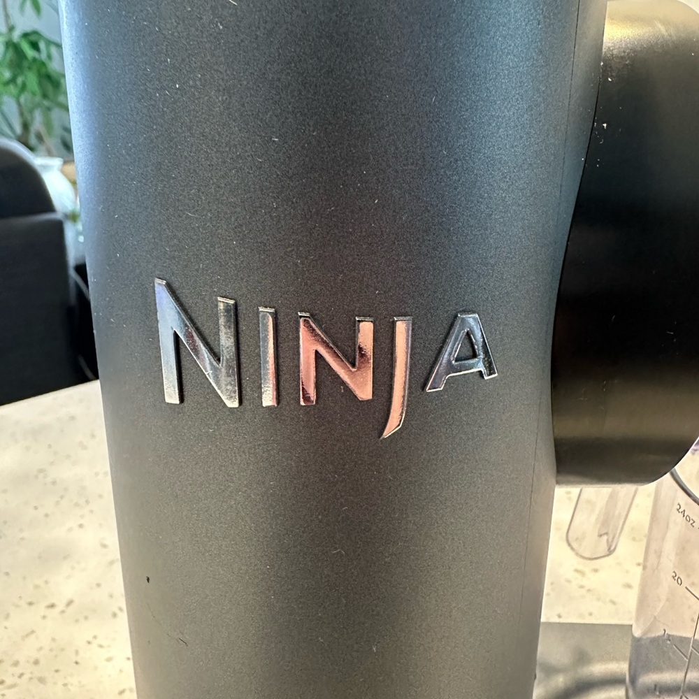 Ninja Never Clog Cold Press Juicer